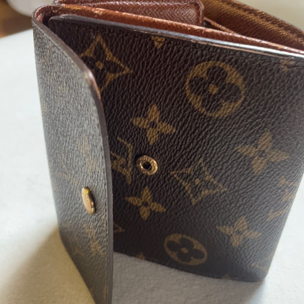 Authentic LV Louis vuitton wallet